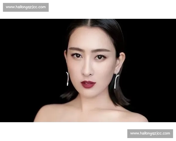 马苏携手新剧回归挑战多重角色塑造，演技突破再度引发热议